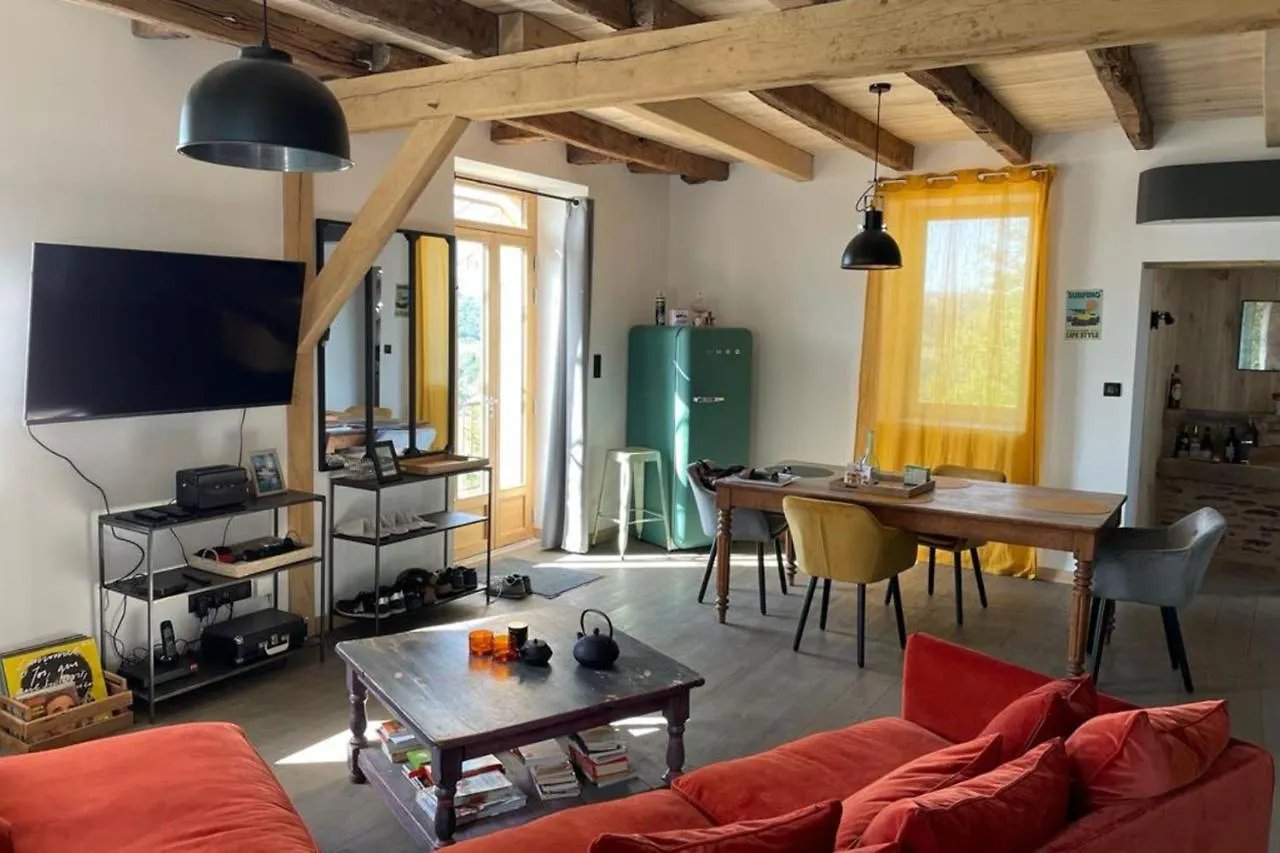 Holiday Home Chateau Castelnau Prudhomat フランス